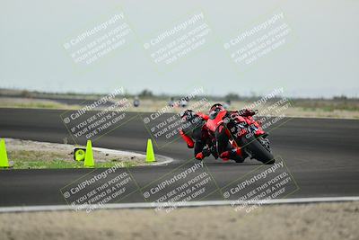 media/Apr-18-2025-TrackDaz (Fri) [[45f5874c44]]/A Group/Session 2 (Turn 10)/